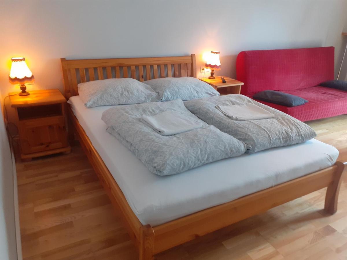 Apartament Cafe Belg 琴斯托霍瓦 外观 照片