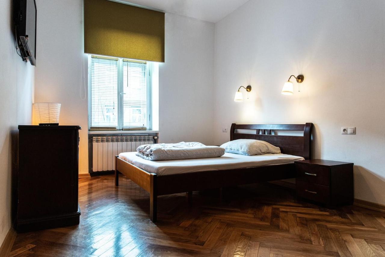 Apartament Cafe Belg 琴斯托霍瓦 外观 照片